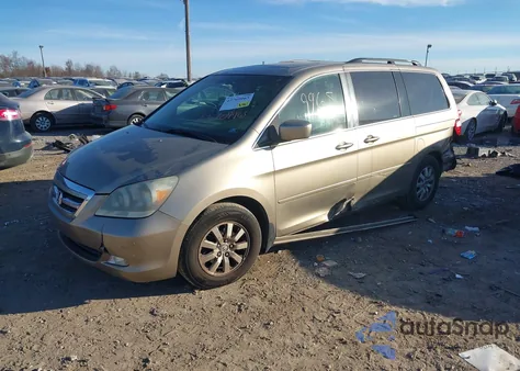 2006 Honda Odyssey Touring z USA, uszkodzony, nr VIN 5FNRL38886B025152